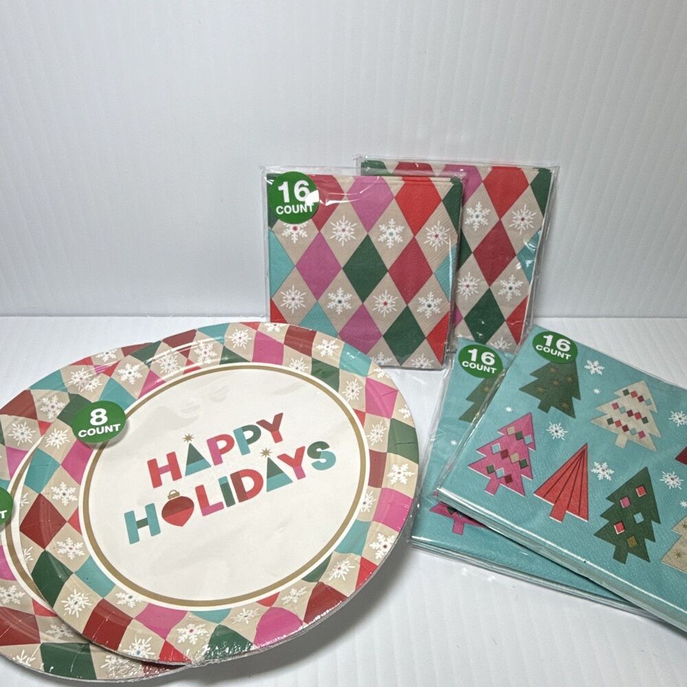 Festive Voice Christmas Party Tableware 8ct 9in Paper Plates, Argyle 6pk